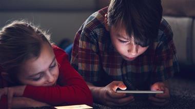 children are spending more time online