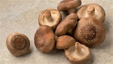 beta-glucans from edible mushrooms