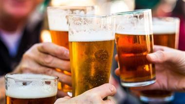 alcohol accelerates brain aging