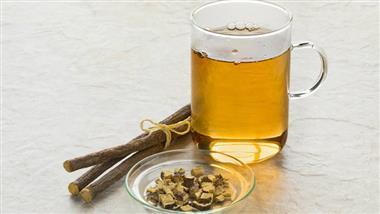licorice and slippery elm for sore throat