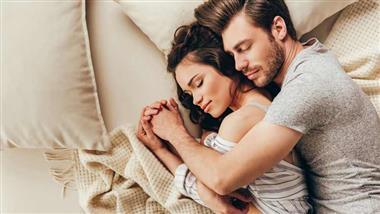 parejas duermen mejor