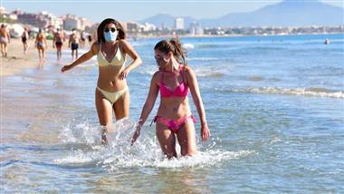 New Law to Force Masks While Swimming