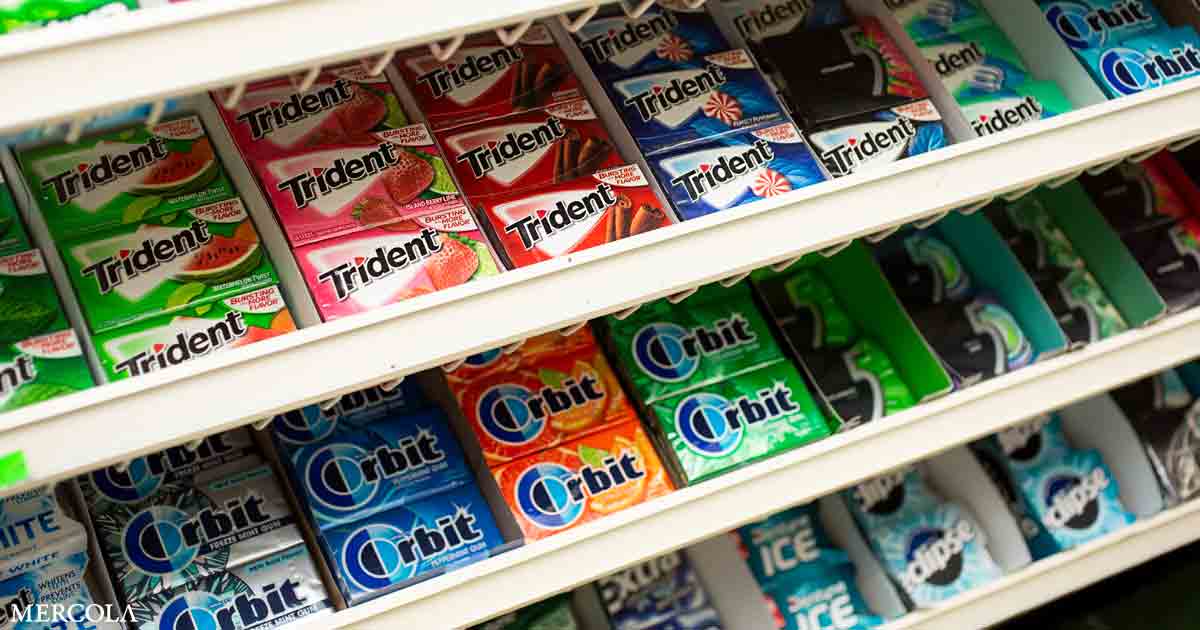 Here’s Why You Should Consider Not Chewing Gum