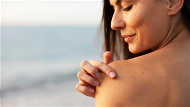 optimal vitamin d helps lower melanoma risk