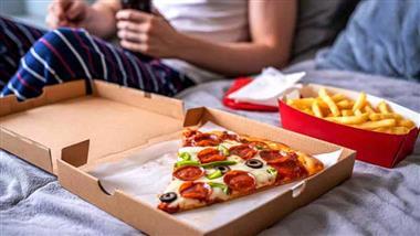 sleepless nights comfort eating overeating
