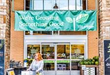 whole foods withdraws promise to label gmos