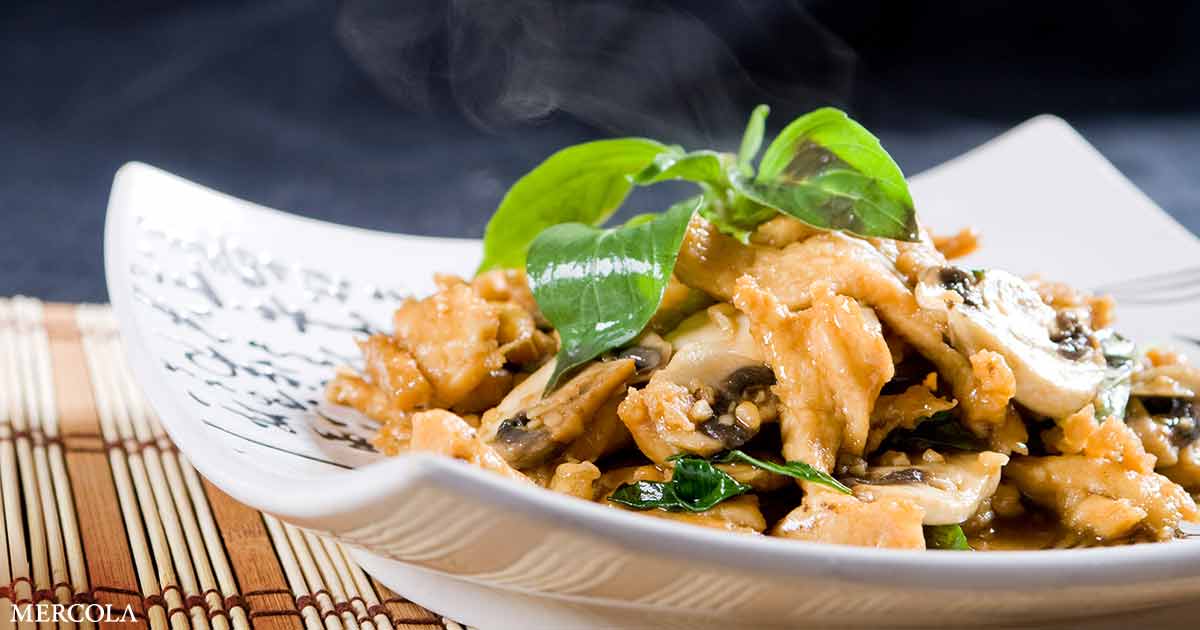 Prepare esta receta saludable de hongos shiitake salteados